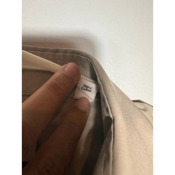 Calvin Klein Men Cream Button-down shirt long sleeve Sz Md - Picture 4 of 7